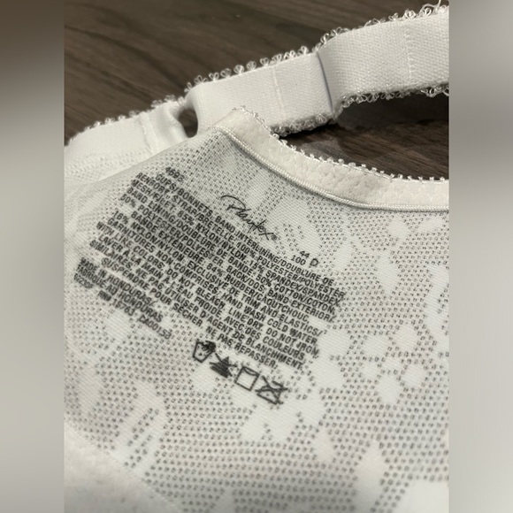 PLAYTEX Women's 18 Hour Comfort-Strap Wireless Bra with 4-Way TruSupport 44D - Picture 6 of 8